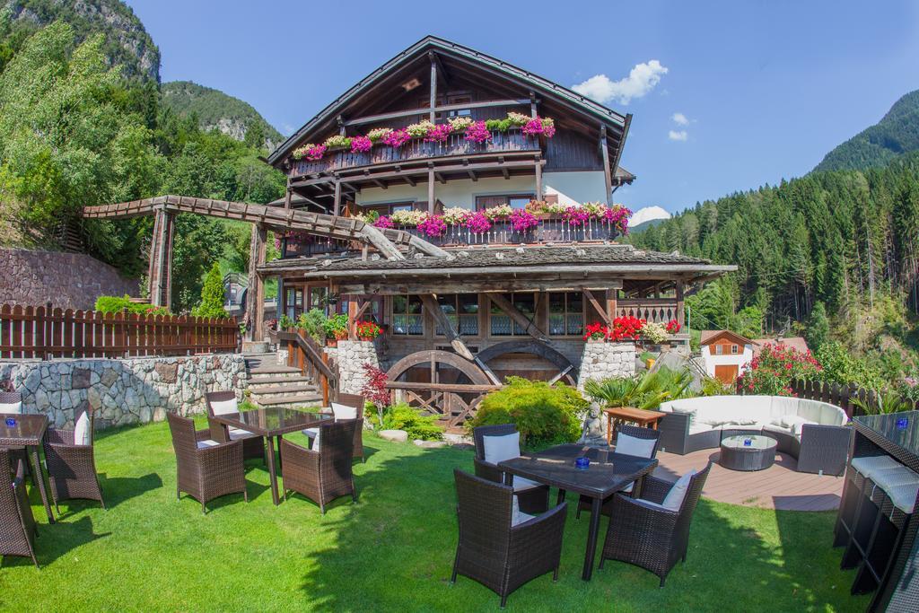 Zur Muehle Wohlfuehloase Hotel Trodena Kültér fotó